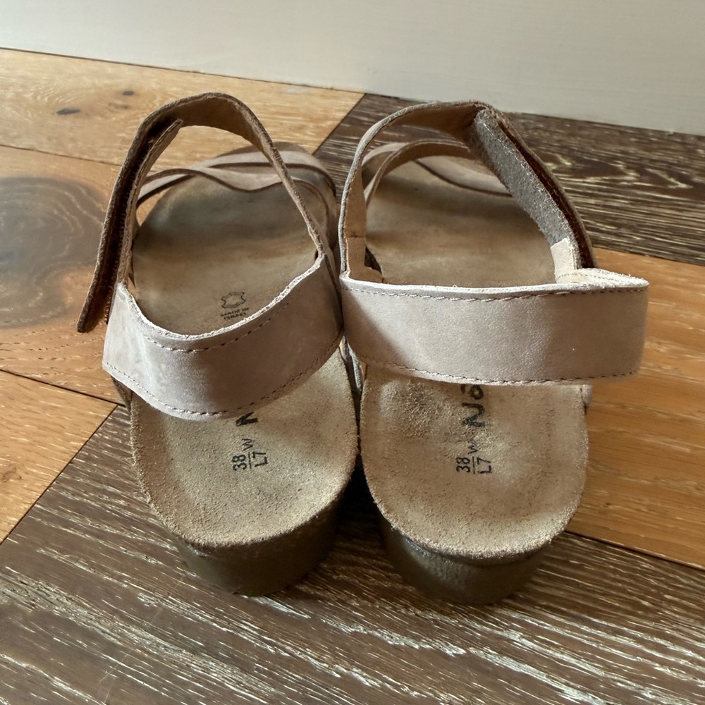 Naot Women's Naot Kayla - Stone sandals nwt - Picture 4 of 10